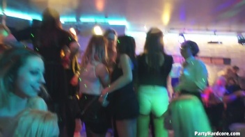 Party Hardcore Gone Crazy Vol. 32 Part 5 - Cam 3 Screencap 5 on www.sinx.com