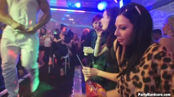 Party Hardcore Gone Crazy Vol. 32 Part 5 - Cam 3 Screencap 52 on www.sinx.com