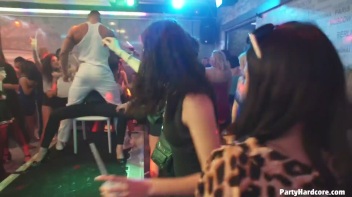 Party Hardcore Gone Crazy Vol. 32 Part 5 - Cam 3 Screencap 54 on www.sinx.com