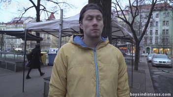 Bearded Guy Prowls For Younger Twink To Fuck Screencap 2 on www.sinx.com
