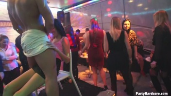 Party Hardcore Gone Crazy Vol. 32 Part 5 - Cam 3 Screencap 97 on www.sinx.com