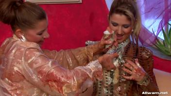 Piano Prankster Gets HerJust Desserts Screencap 73 on www.sinx.com