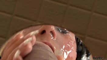 The Music of Facials Screencap 30 on www.sinx.com