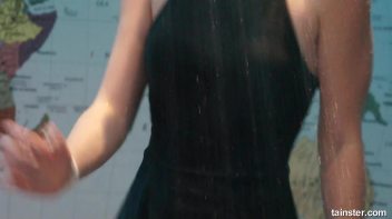Sweet amateur honeys go wet Screencap 86 on www.sinx.com