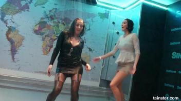 Sweet amateur honeys go wet Screencap 16 on www.sinx.com