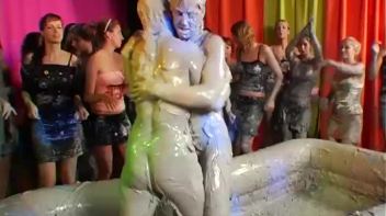 Mudslinging Eurobabes Screencap 91 on www.sinx.com